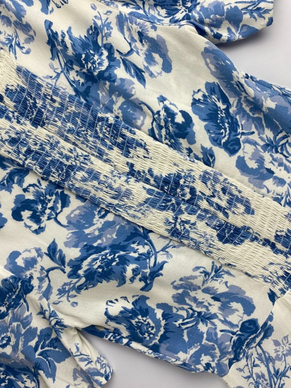 Reformation Brittney Floral Mini Dress – Size 2 – Blue & White - Picture 5 of 7